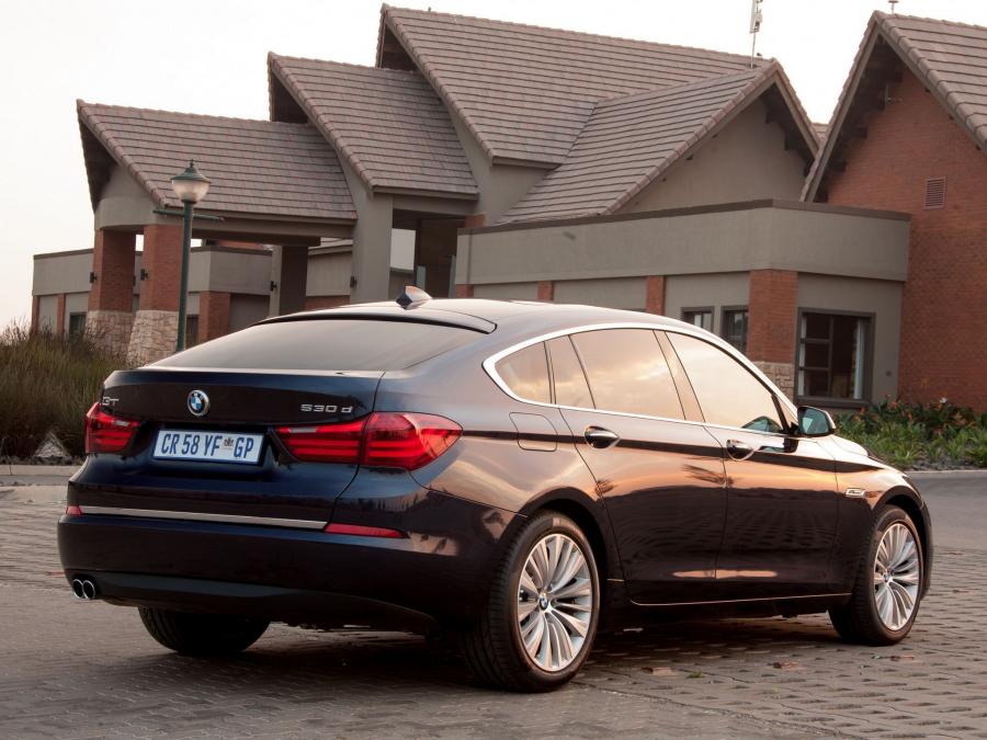  BMW 530d Gran Turismo Luxury Line 2013 года  (ZA) (фото 11 из 18)